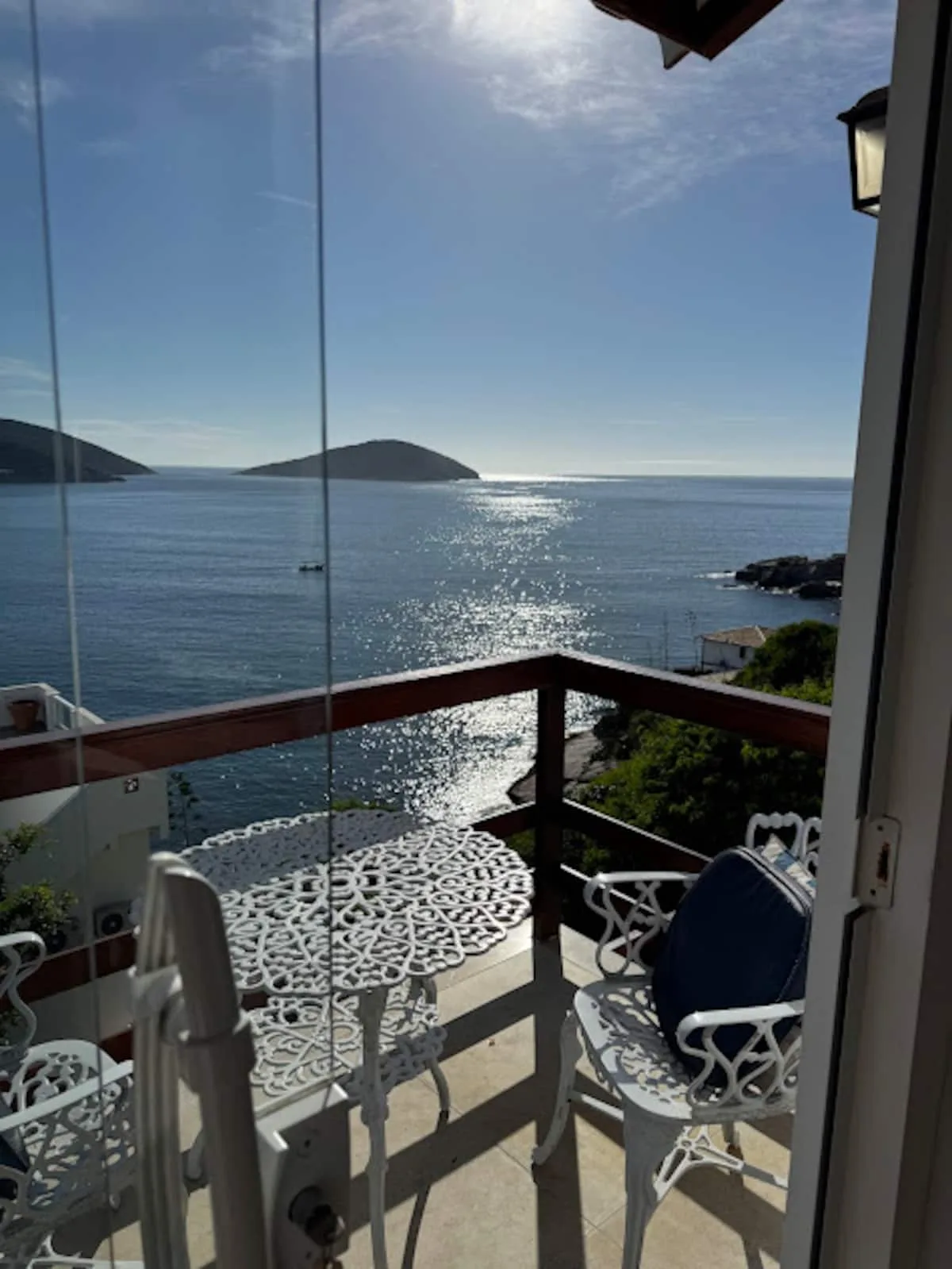 Varanda da casa com vista para o mar